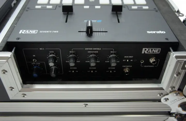 Harmony HCRAEN1272W DJ Battle Coffin for (1) Rane 12 Turntable