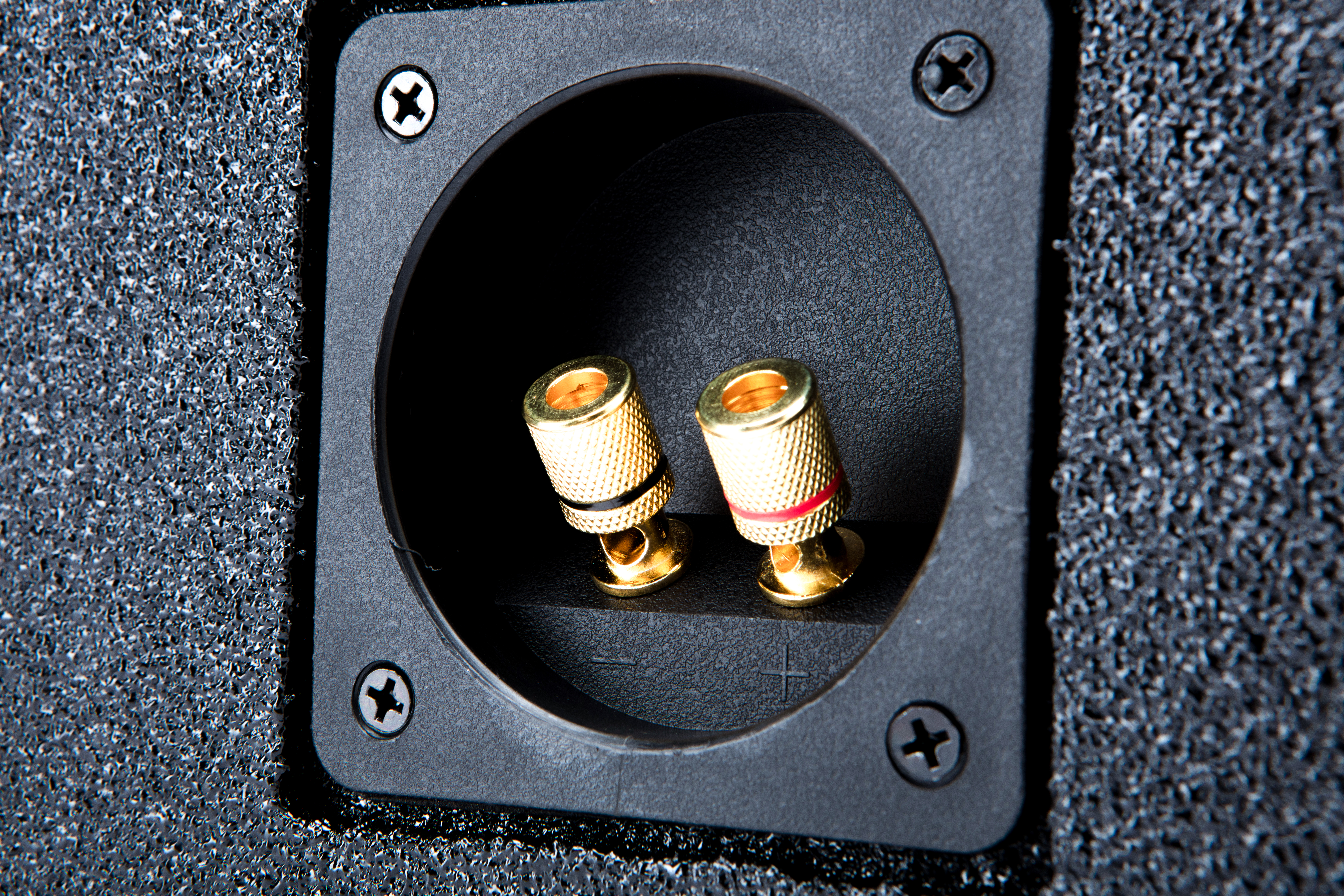 Universal 6x9" Full Range Speaker Box