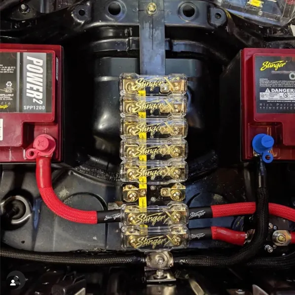 Stinger XFDB108 Stinger XLink Linkable Fuse or Distribution Block with