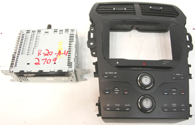 2011 Ford Explorer Factory Stereo Sirius Sat Ready MP3 CD Player OEM