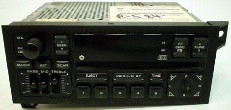 1997-2002 Jeep Wrangler Factory AM FM Radio CD Player | R-1369-16