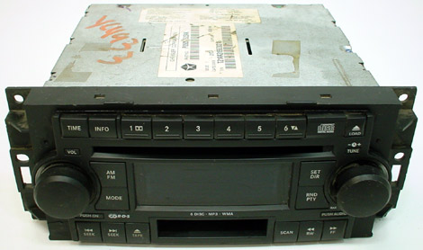 2007-2008 Jeep Patriot Factory Receiver AM FM Radio CD Player