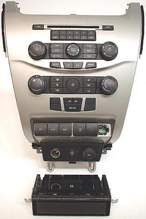 2008 Ford Focus Factory AM/FM MP3 6 