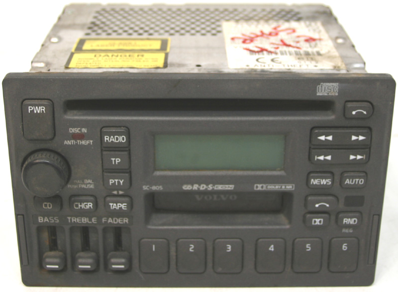 2000 Volvo S40 V40 Factory Stereo Tape CD Player OEM AM/FM Radio R2465