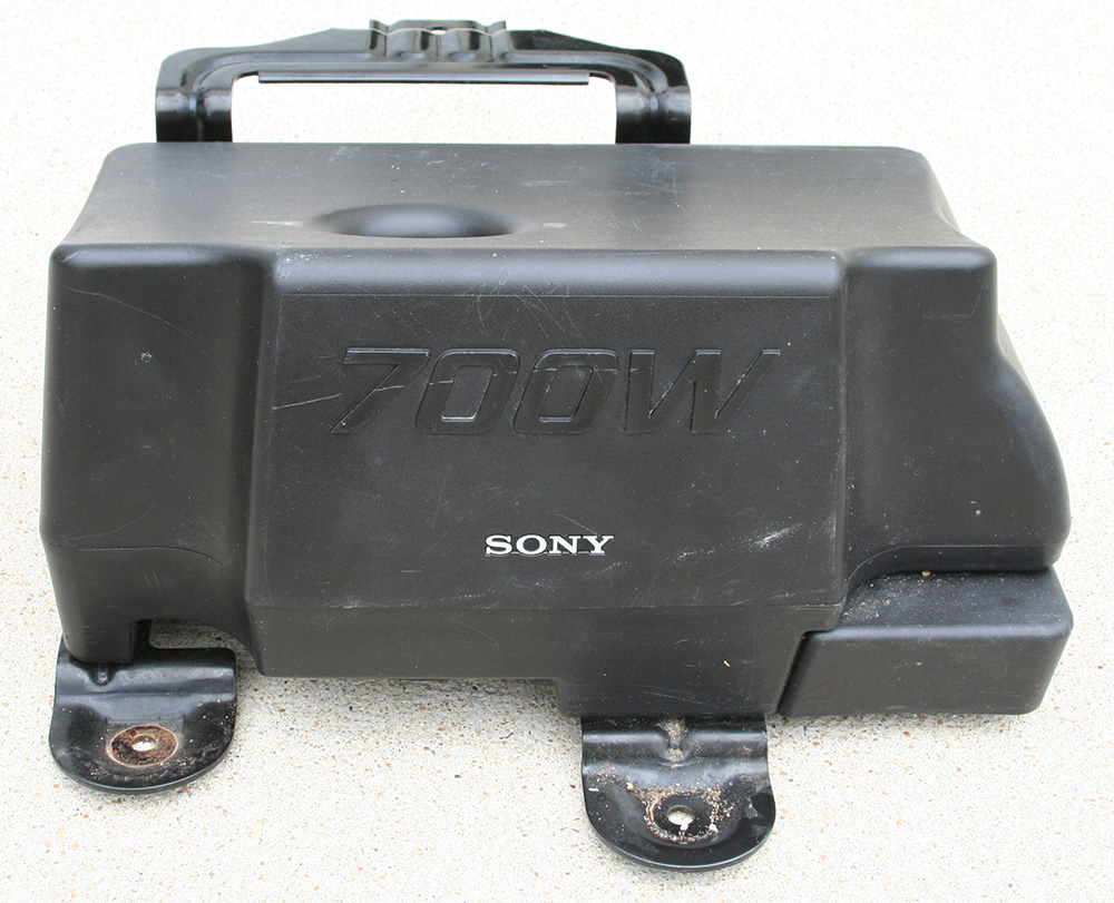 sony 700 watt subwoofer